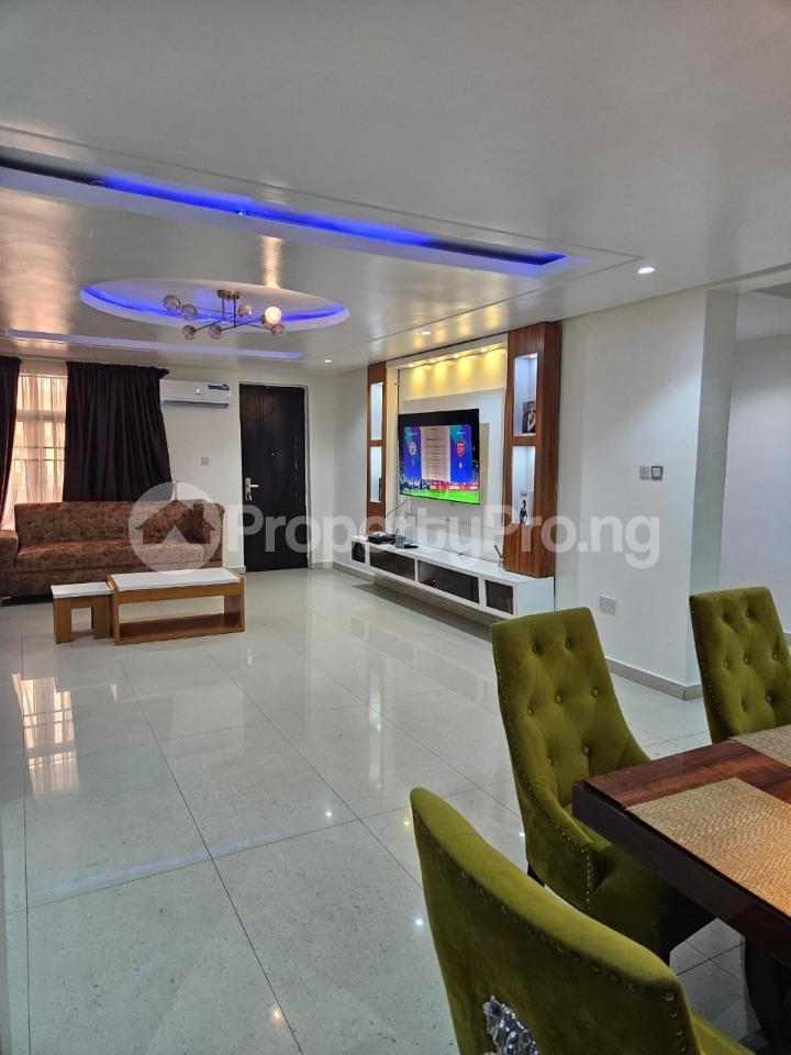 3 bedroom House for rent Jh, Lekki Phase 1 1st Roundabout Lekki Lagos