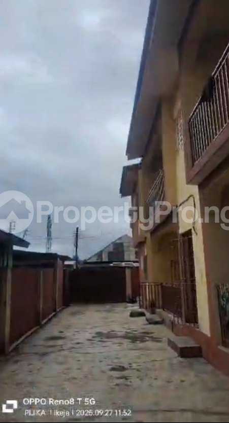 Flat / Apartment for sale  Orisunbare Alimosho Lagos