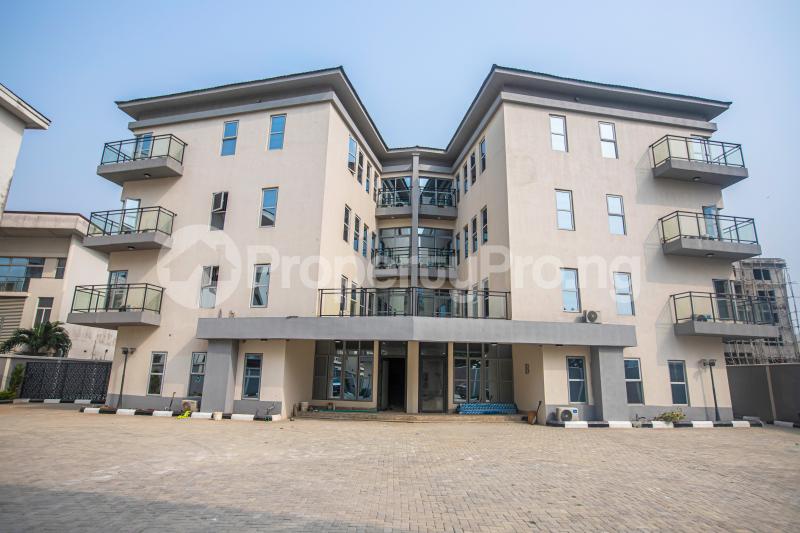 3 bedroom Flat / Apartment for rent Off Chief Yesufu Abiodun ONIRU Victoria Island Lagos