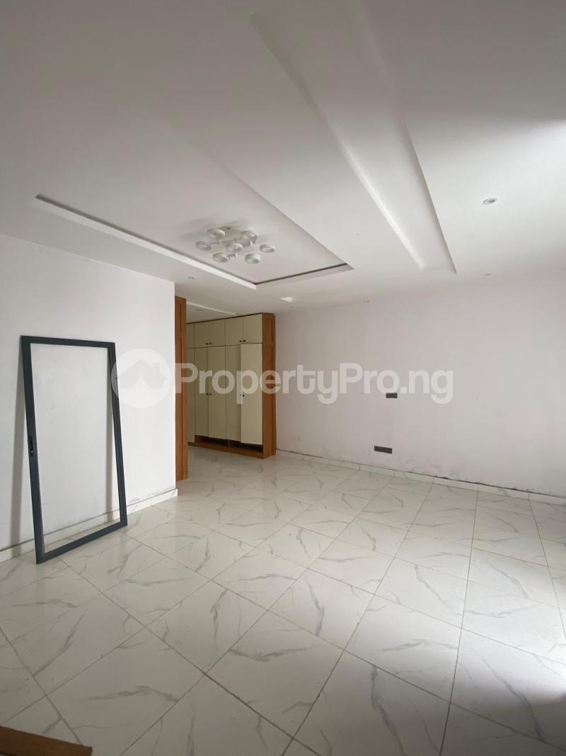 3 bedroom House for sale General Paint Abraham Adesanya Abraham adesanya estate Ajah Lagos