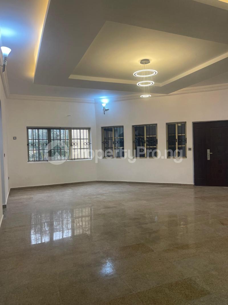 3 bedroom Flat / Apartment for rent Off Bashiru Shittu Magodo GRA Phase 2 Kosofe/Ikosi Lagos