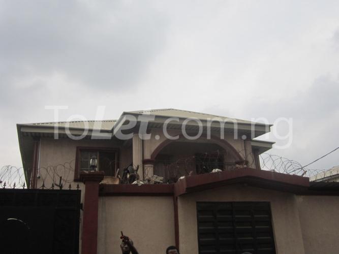 2 bedroom Flat / Apartment for rent Omoalade Alafia,off Pedro Road,bariga Shomolu Shomolu Lagos