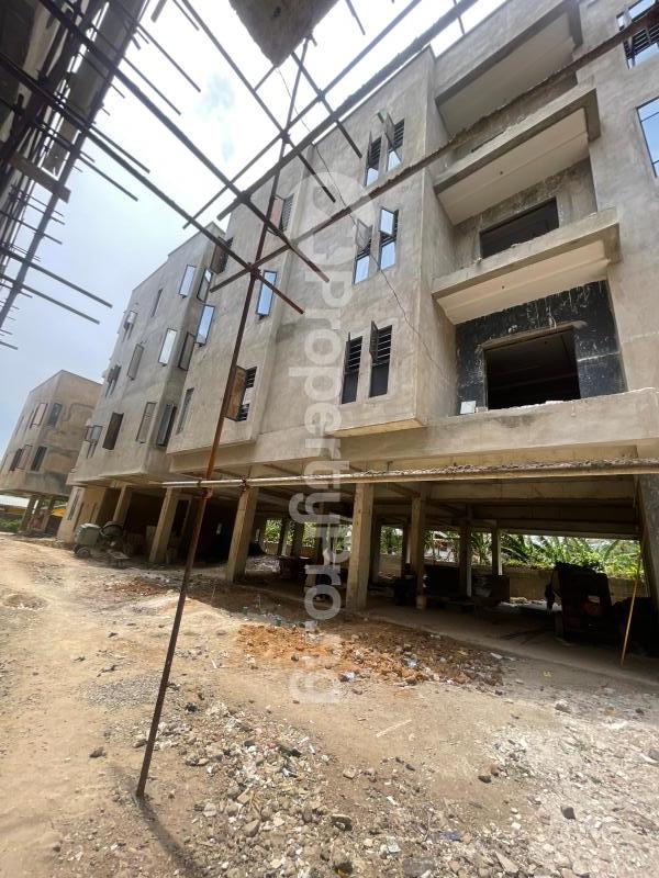 4 bedroom House for sale Alagomeji Yaba Lagos
