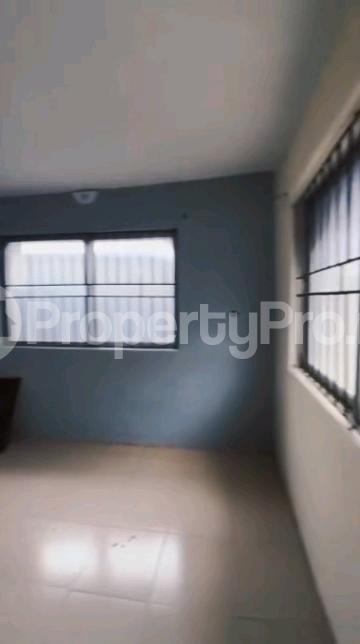 3 bedroom Flat / Apartment for rent Off College Road Ogba Lagos