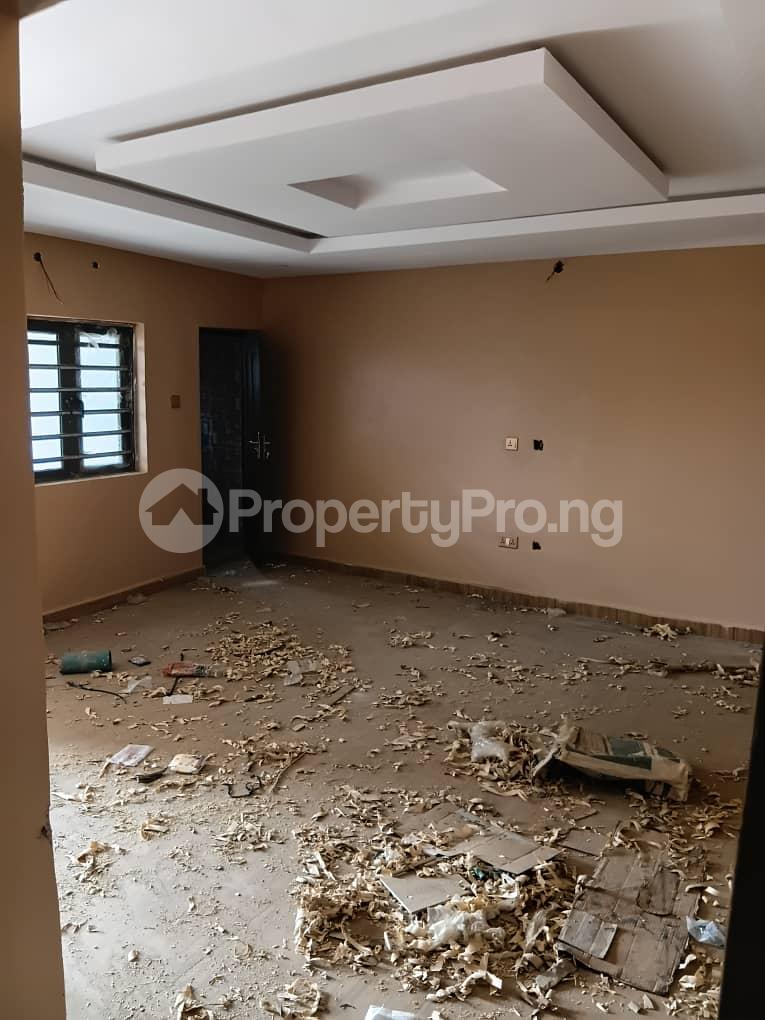 3 bedroom Flat / Apartment for rent Orisumbare Apata Ibadan Oyo