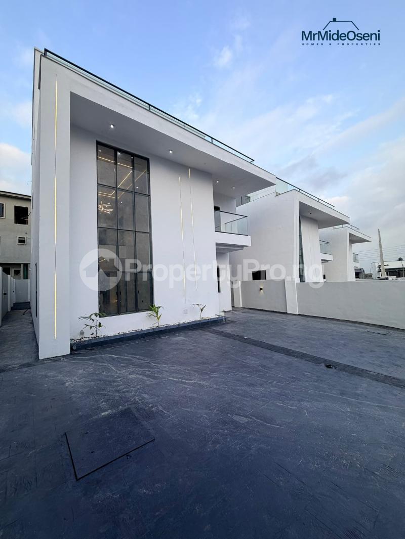 4 bedroom House for sale Carlton Gate Estate Along Kolapo Ishola Gra Ibadan Akobo Ibadan Oyo