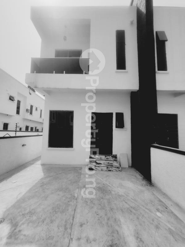 4 bedroom House for sale Lekki Lagos
