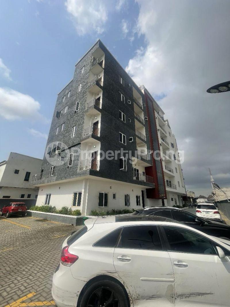 4 bedroom Flat / Apartment for sale Off Chief Yemi Idowu Way, Osapa london Lekki Lagos