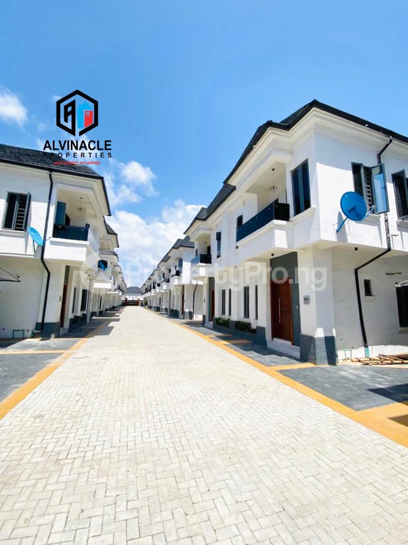 4 bedroom House for sale Lekki Lagos