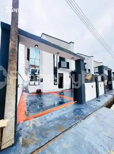 4 bedroom House for sale Kayfam Estate Ifako-ogba Ogba Lagos