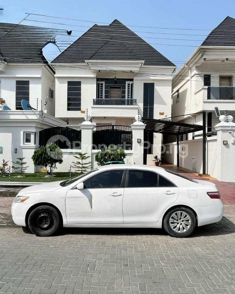 4 bedroom House for sale Bera Estate, chevron Lekki Lagos