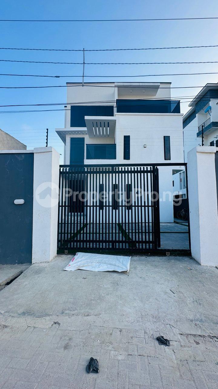 4 bedroom House for sale chevron Lekki Lagos