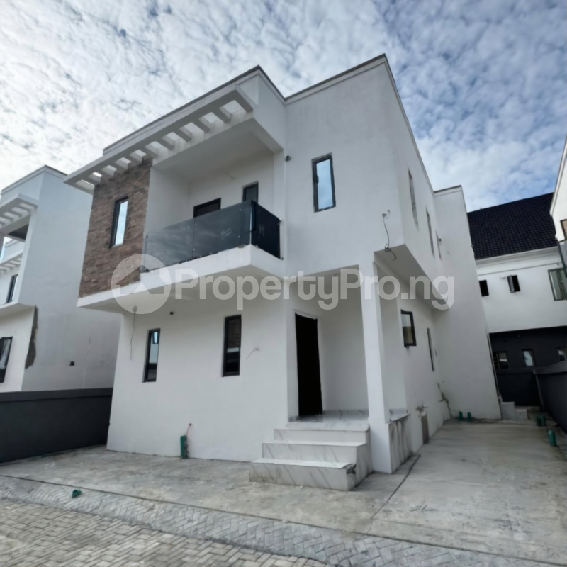 4 bedroom House for sale General Paints, Before Lagos Business School, Abraham Adesanya Ajah Lagos - 9