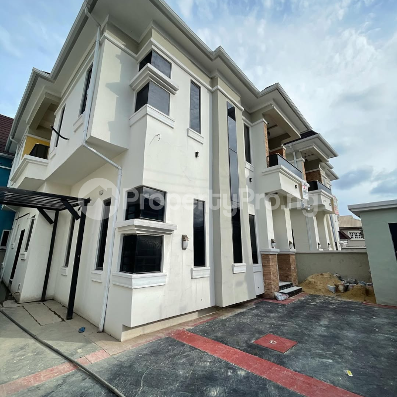 4 bedroom House for sale Thomas estate Ajah Lagos