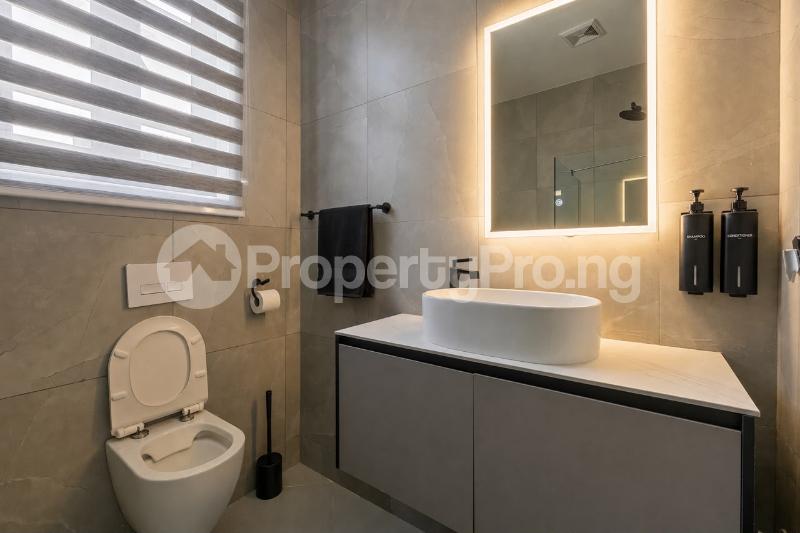4 bedroom Flat / Apartment for shortlet ONIRU Victoria Island Lagos