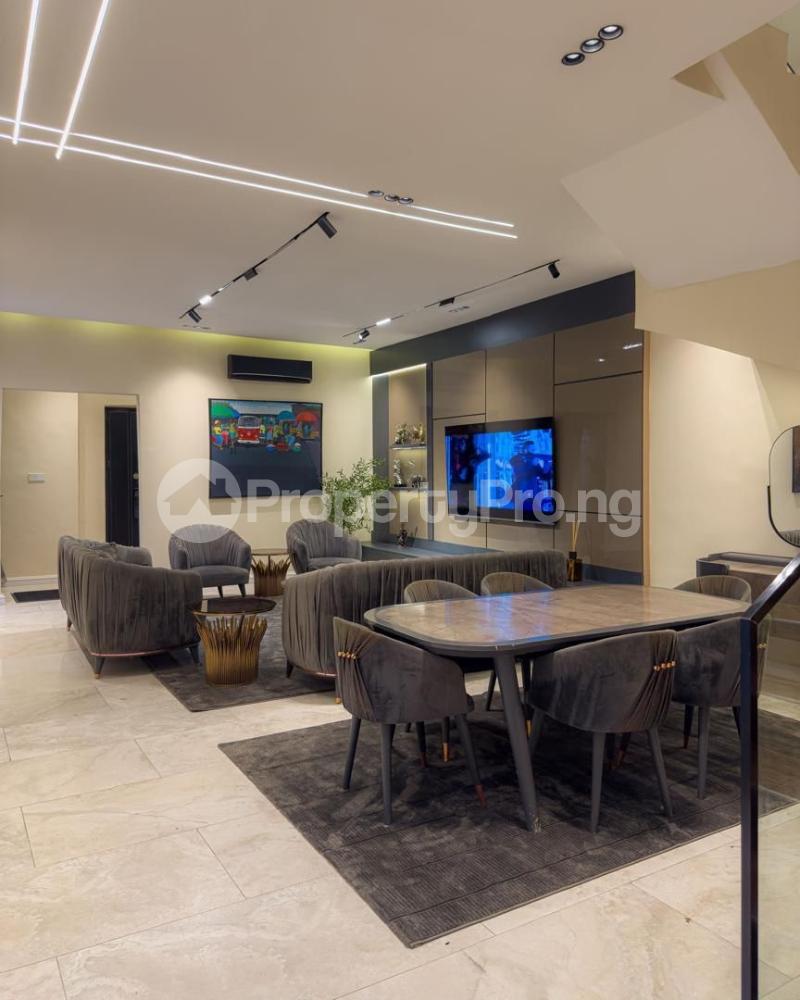 4 bedroom Flat / Apartment for shortlet Osapa london Lekki Lagos