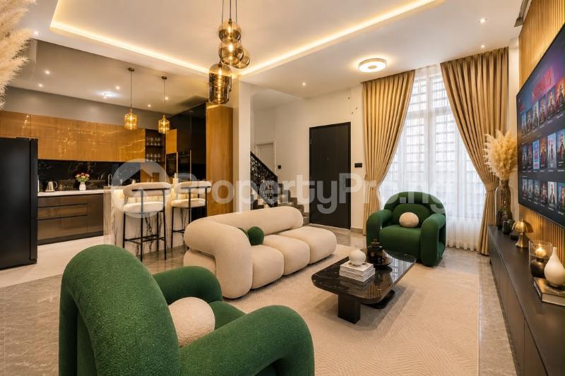4 bedroom Flat / Apartment for shortlet ONIRU Victoria Island Lagos