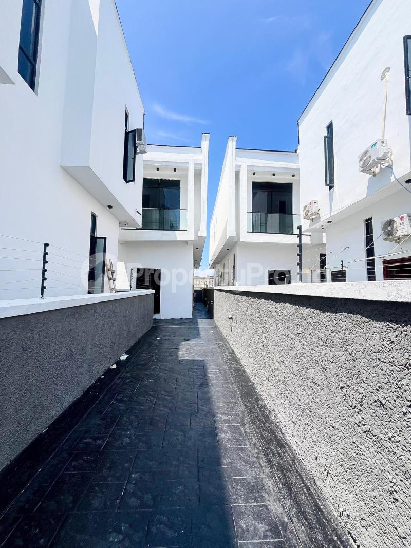 4 bedroom House for sale Orchid Lekki Lagos