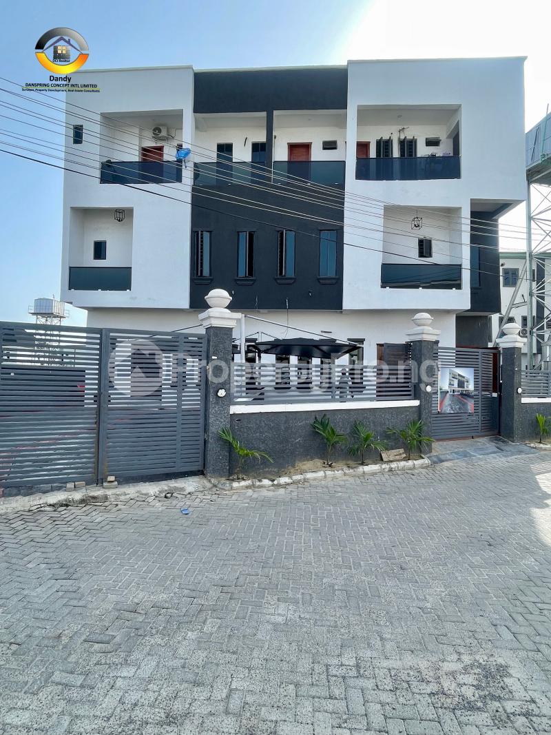 4 bedroom House for sale orchid Lekki Lagos