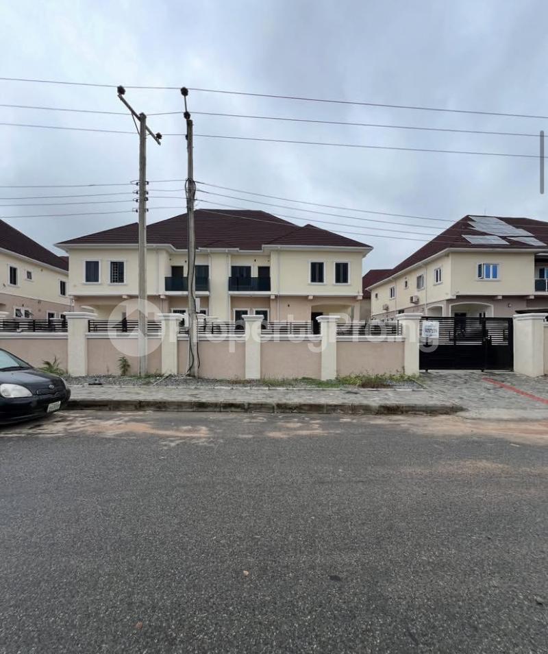 4 bedroom House for sale Lugbe Abuja