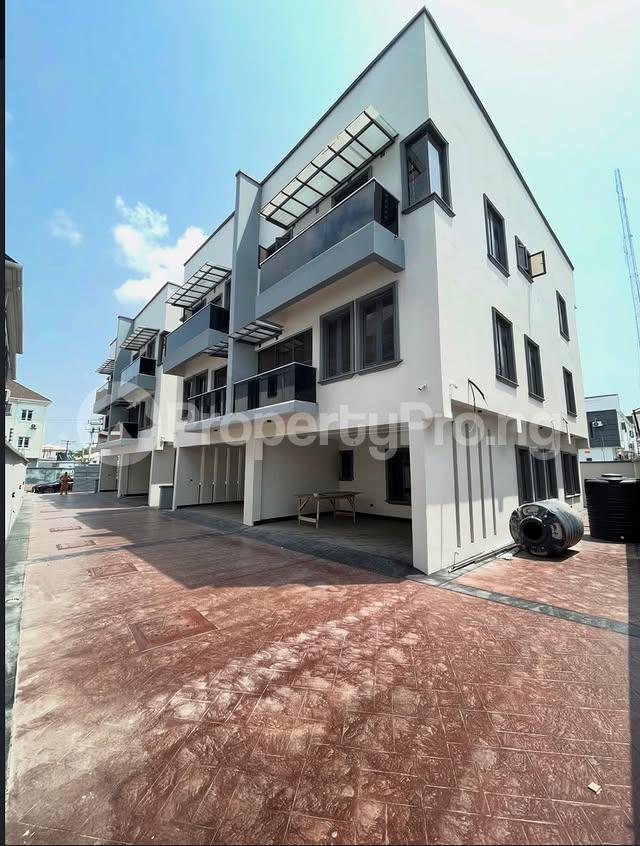 4 bedroom House for sale 4 Bedroom Semidetached Duplex For Sale Ikate Lekki Lagos