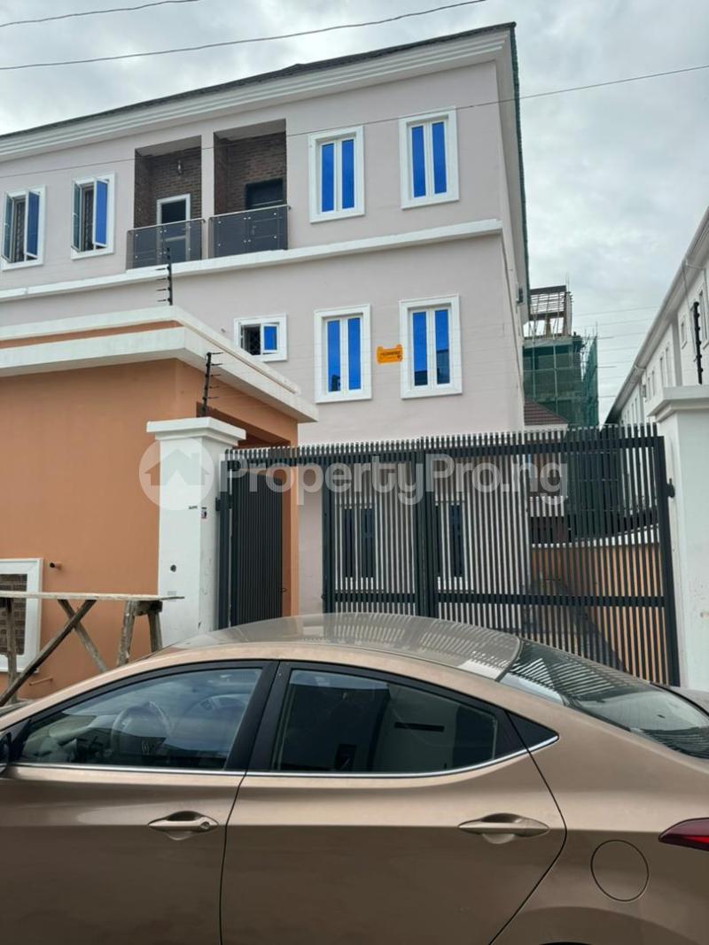 4 bedroom House for sale Gated Estate Off Felicia Alarape Street, Ikate Lekki Lagos