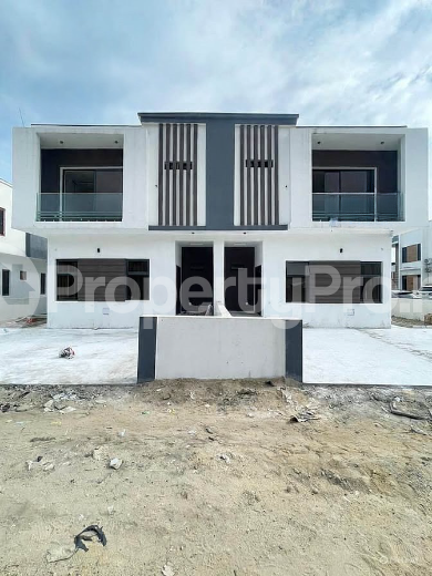4 bedroom House for sale Rogersville Estate, Off Spg Road Ologolo Lekki Lagos