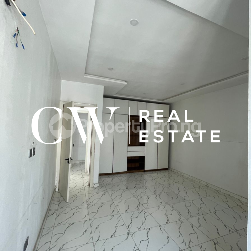 4 bedroom House for rent ONIRU Victoria Island Lagos