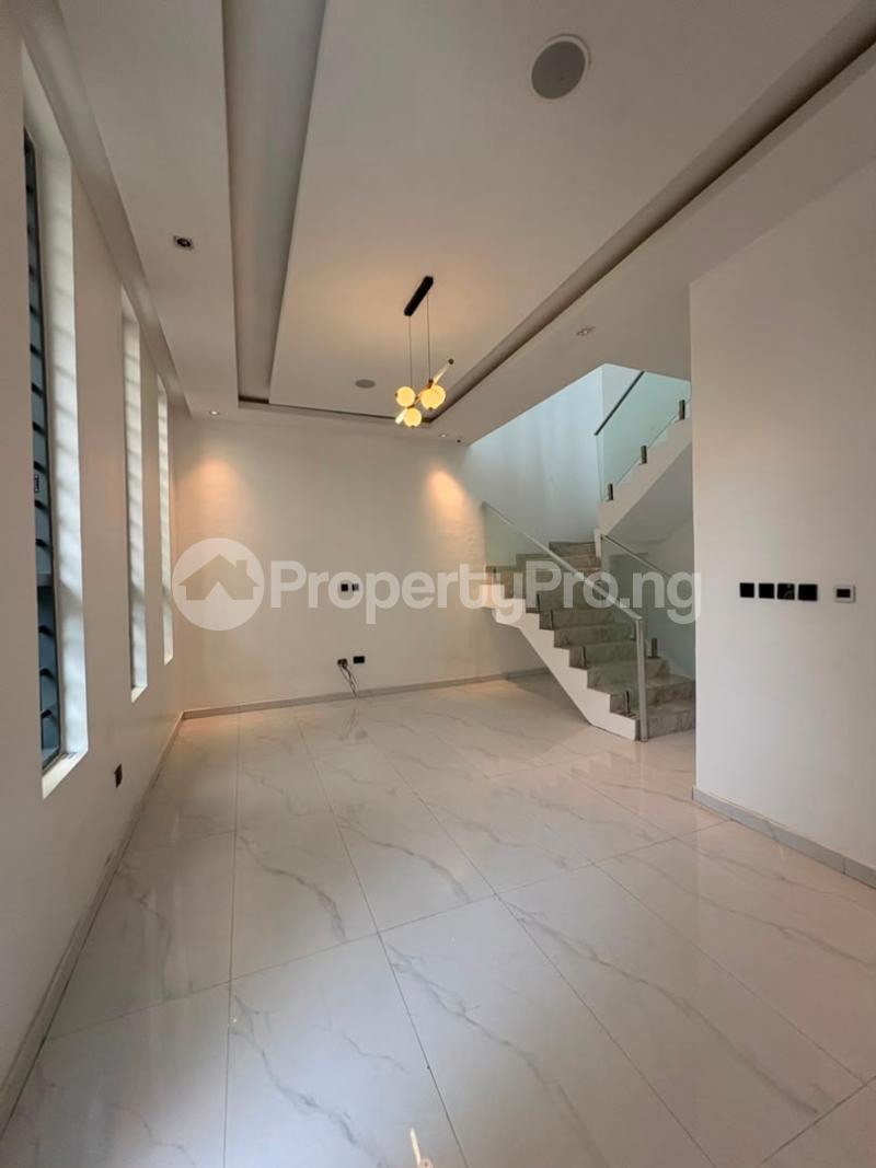 4 bedroom House for sale Chevron Lekki Lagos