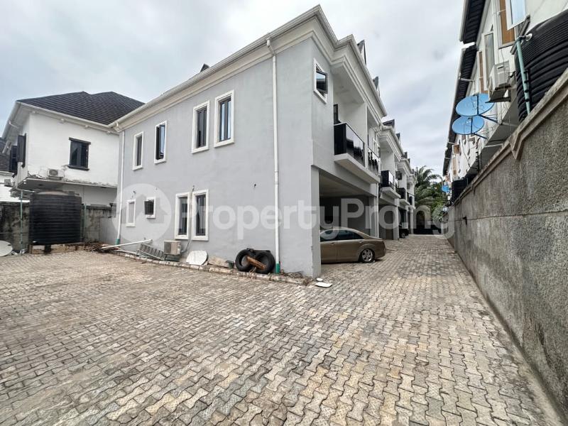4 bedroom House for rent 2nd Toll Gate Lekki Lagos