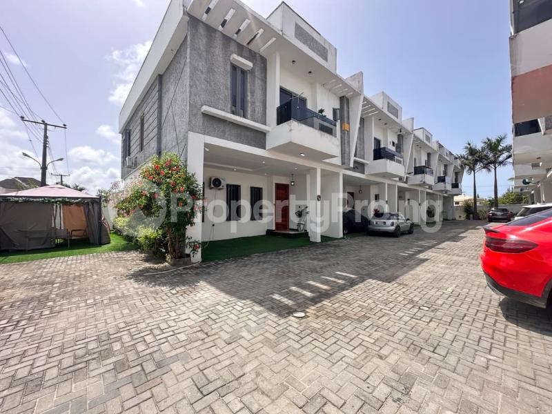 4 bedroom House for rent Mobil Road Ajah Lagos
