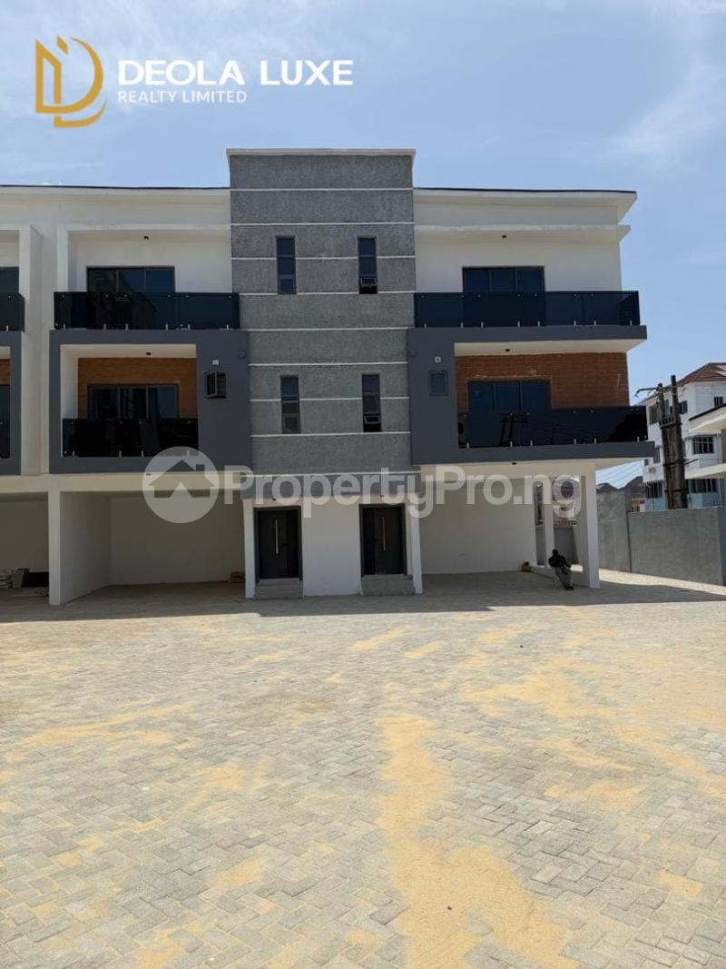 4 bedroom House for rent Ologolo Lekki Lagos
