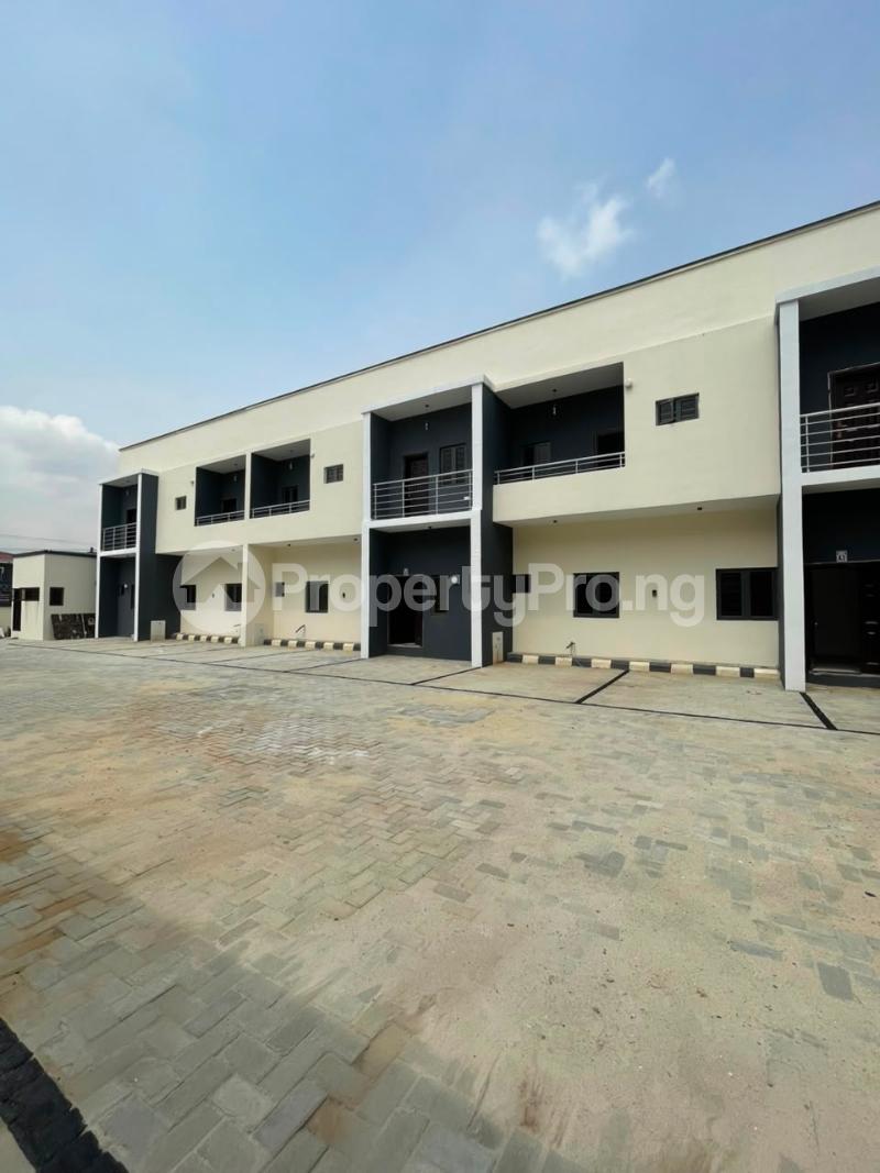 4 bedroom House for rent Sangotedo Ajah Lagos