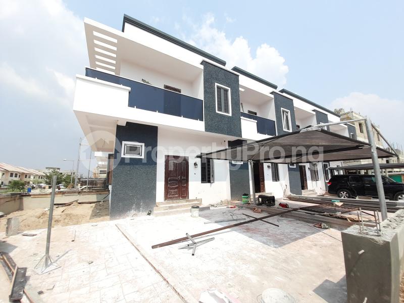 4 bedroom House for sale Orchid Road Lekki Lagos