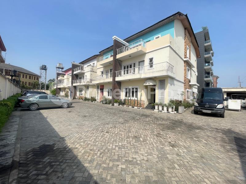 4 bedroom House for rent Lekki Phase 1 Lekki Lagos