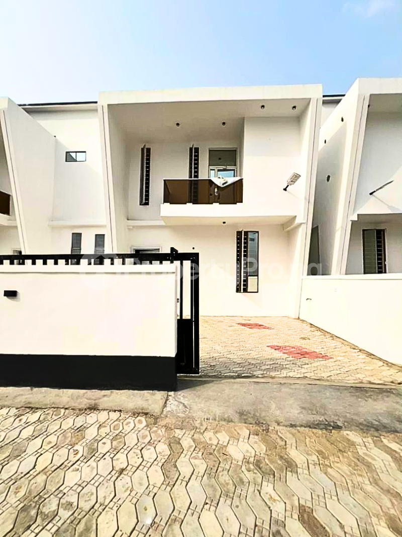 4 bedroom House for sale  Ikota Lekki Lagos