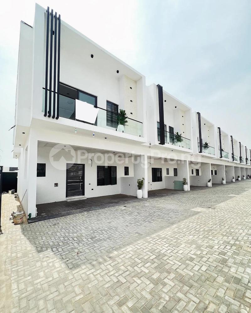 4 bedroom House for sale Lekki Lagos