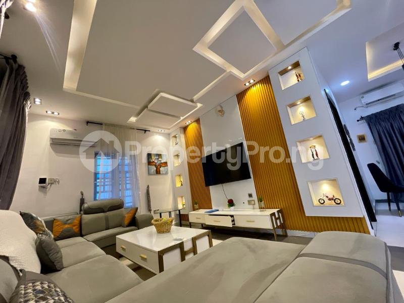 4 bedroom House for shortlet Lekki Lagos