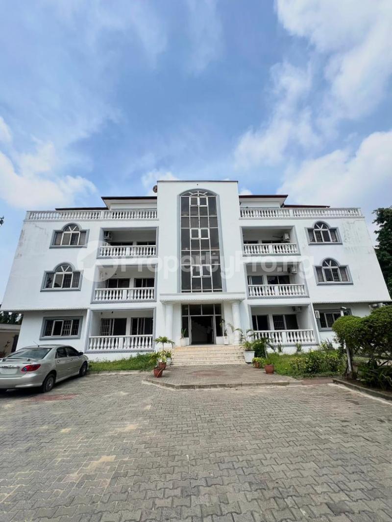 4 bedroom Flat / Apartment for rent Lekki Phase 1 Lekki Lagos