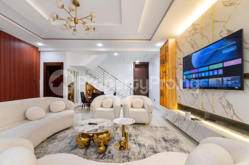 4 bedroom House for shortlet Adeniyi Jones Ikeja Lagos