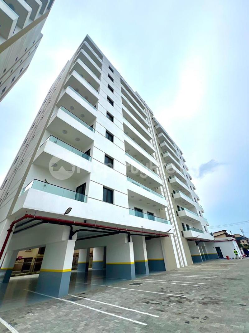 4 bedroom Flat / Apartment for rent Banana Island Ikoyi Lagos