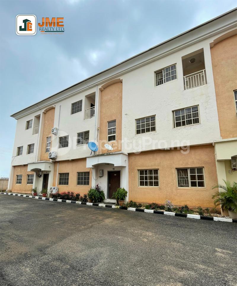 4 bedroom House for sale Estate Idu Industrial(Institution and Research) Abuja