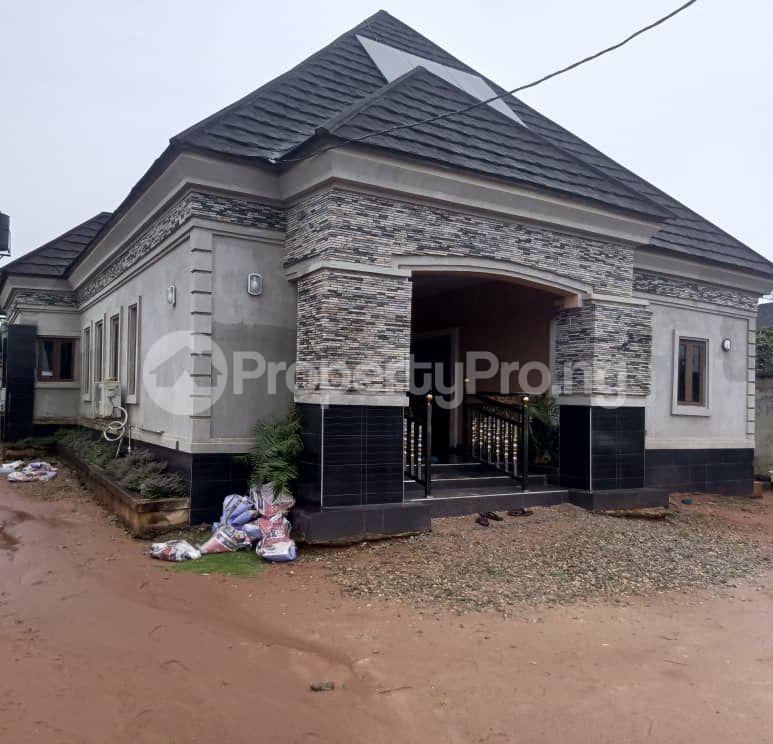 4 bedroom House for sale Sapele Road, Opposite Ogheghe Junction Central Edo
