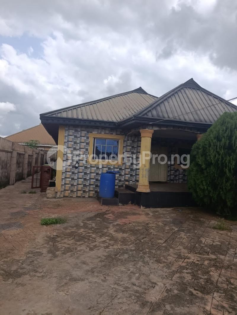 4 bedroom House for sale Ekose Egba Central Edo
