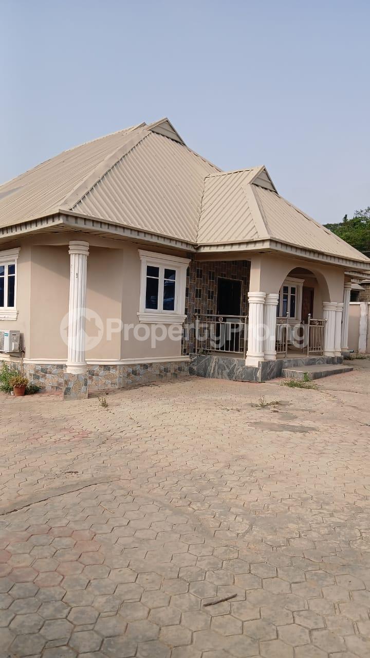 4 bedroom House for sale Amoje Ayegun Along Ashipa Road Off Akala Express Akala Express Ibadan Oyo
