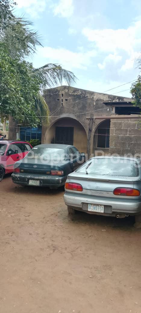 House for sale Oleyo Road Akala Express Ibadan Oyo - 0
