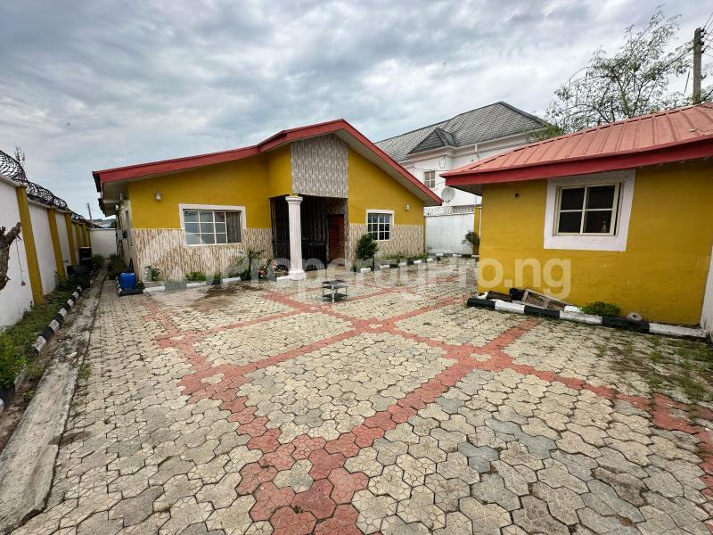 4 bedroom House for sale Gate 3 Elebu Off Ibadan Oyo - 1