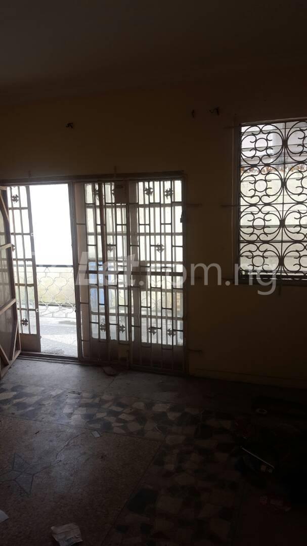 4 bedroom House for rent Alade Close Adeniran Ogunsanya Surulere Lagos