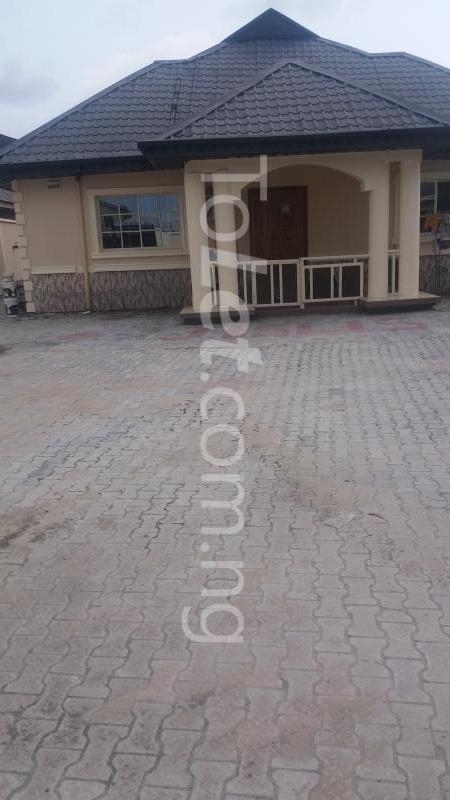 4 bedroom House for rent United Estate Sangotedo Ajah Lagos