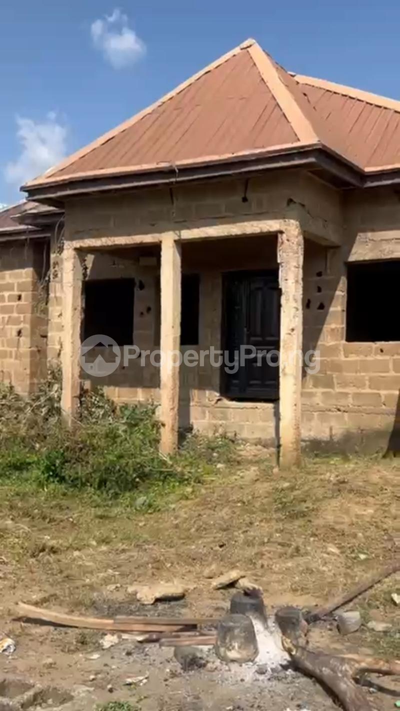 4 bedroom House for sale Adegbayi By Ogungbade Iwo Rd Ibadan Oyo - 1